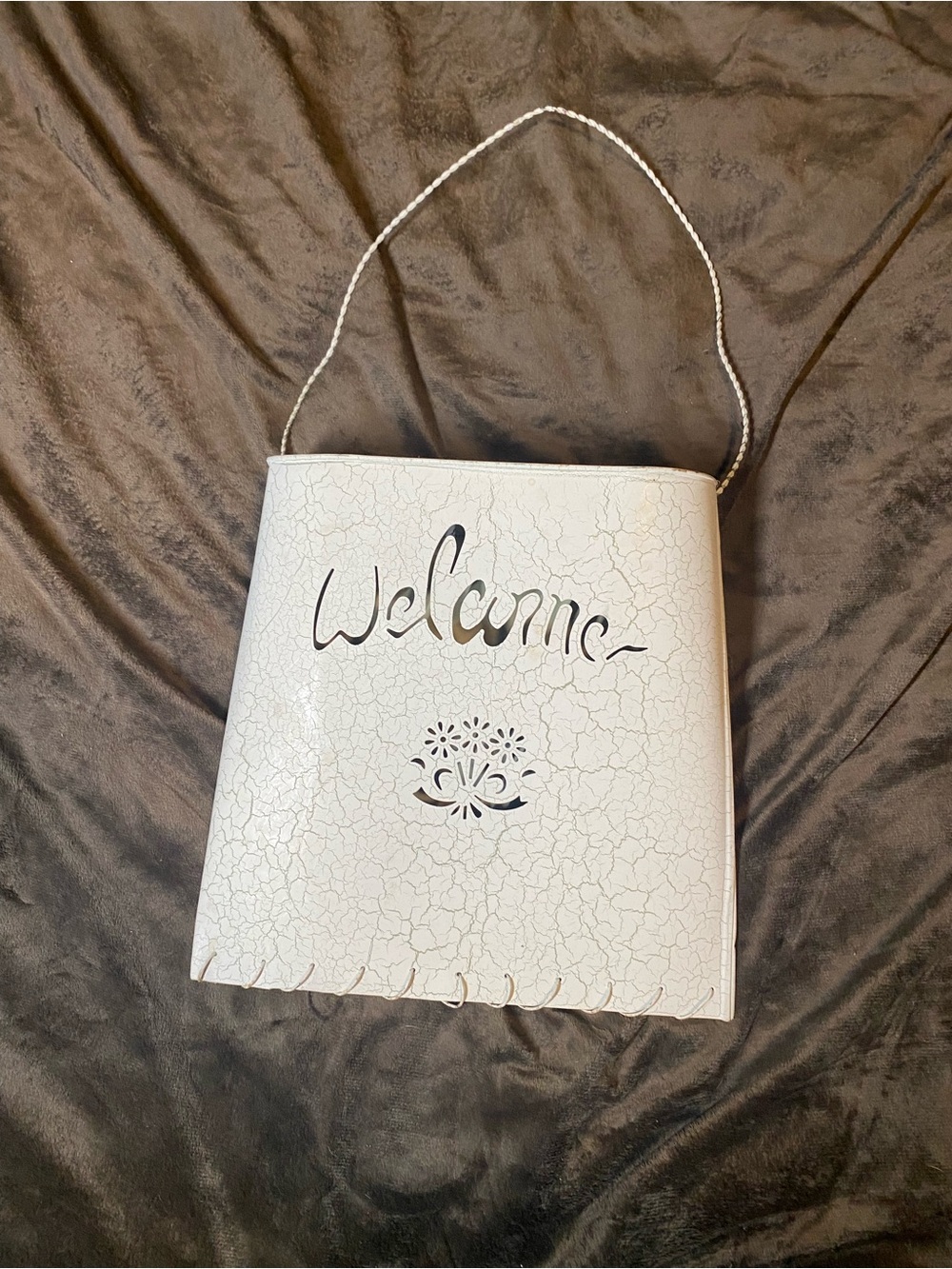 White 'Welcome' Decorative Shoulder Bag